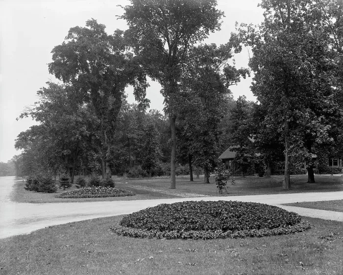 Framed Print : Belle Isle, Detroit, between 1900 and 1906. Creator: Unknown Framed Print : Belle Isle, Detroit, between 1900 and 1906. Creator: Unknown