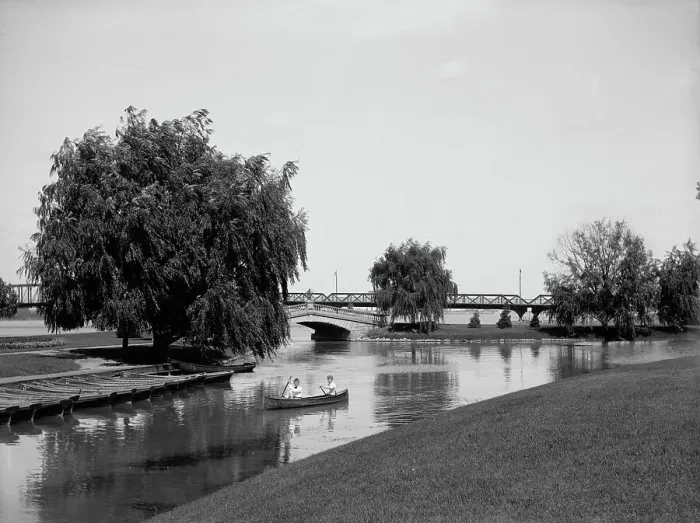 Framed Print : Belle Isle Park, Detroit, between 1880 and 1901. Creator: Unknown Framed Print : Belle Isle Park, Detroit, between 1880 and 1901. Creator: Unknown