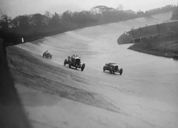 Framed Print : Bentleys of Eddie Hall and RO Williams and a Bugatti, BARC meeting, Brooklands, Surrey