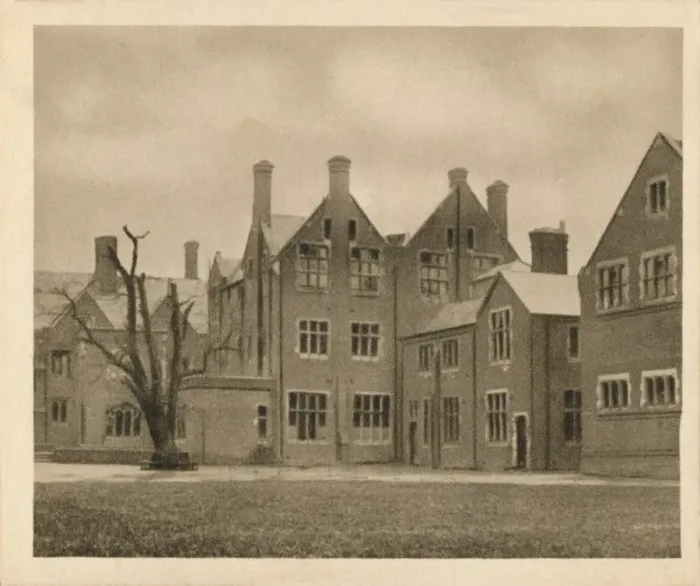 Framed Print : Berkhamstead School, 1923 Framed Print : Berkhamstead School, 1923