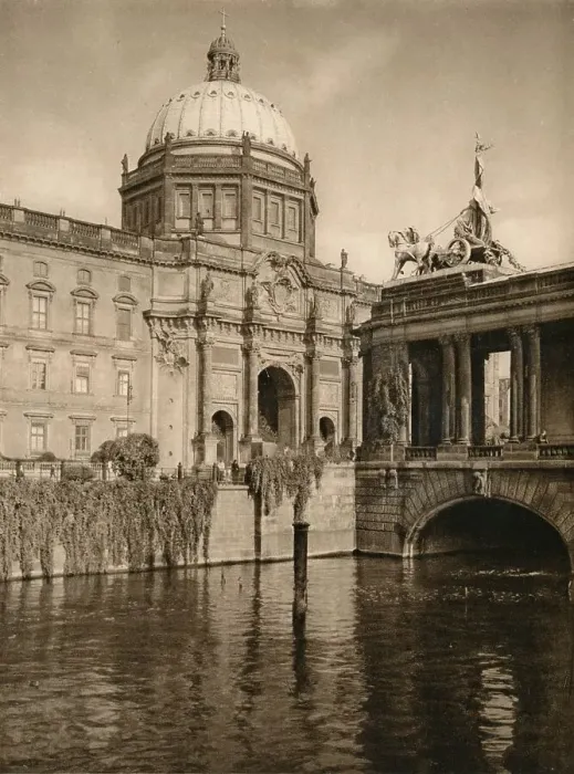 Framed Print : Berlin - Castle, (City Palace), 1931. Artist: Kurt Hielscher Framed Print : Berlin - Castle, (City Palace), 1931. Artist: Kurt Hielscher