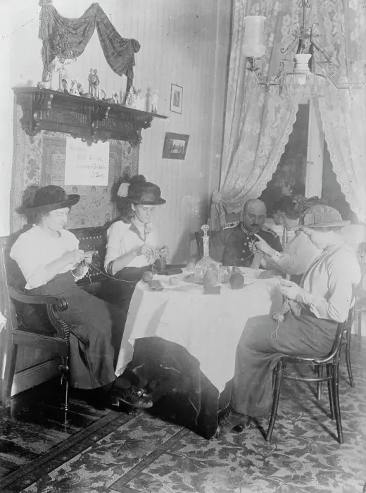 Framed Print : Berlin, knitting for soldiers in Doctor's anteroom, between 1914 and c1915. Creator: Bain News Service Framed Print : Berlin, knitting for soldiers in Doctor's anteroom, between 1914 and c1915. Creator: Bain News Service