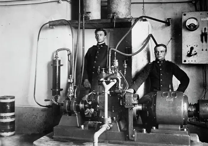 Framed Print : Bermocchi & his wireless iconograph, between c1910 and c1915. Creator: Bain News Service