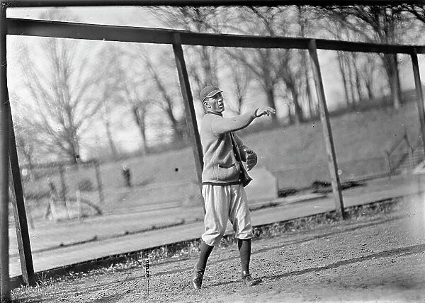 Bert Gallia, Washington Al (Baseball), ca. 1913. Creator: Harris & Ewing. Bert Gallia, Washington Al (Baseball), ca. 1913. Creator: Harris & Ewing