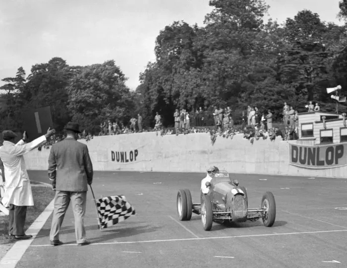 Framed Print : Bert Hadleys Austin winning the Imperial Trophy, Crystal Palace, 1939. Artist: Bill Brunell Framed Print : Bert Hadleys Austin winning the Imperial Trophy, Crystal Palace, 1939. Artist: Bill Brunell