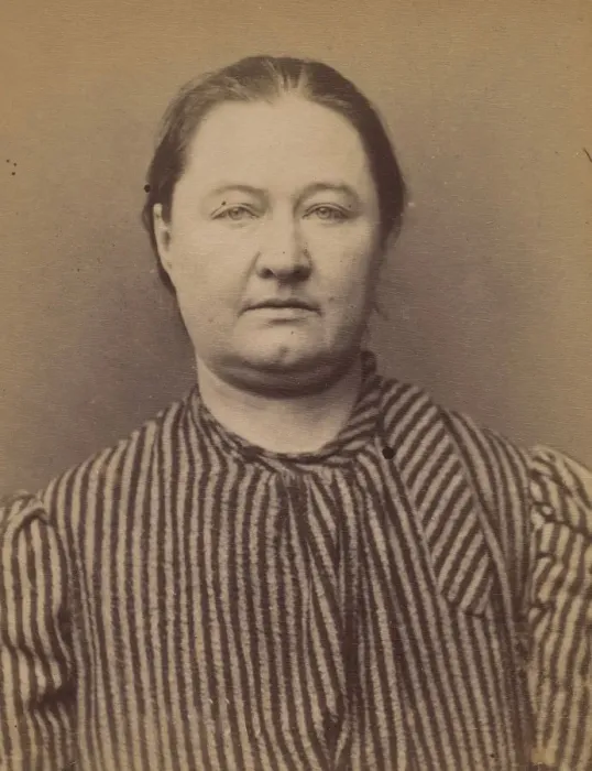 Framed Print : Bertout. Marie, Ismerie. 41 ans, nee a Reims. Marchande de vins Framed Print : Bertout. Marie, Ismerie. 41 ans, nee a Reims. Marchande de vins