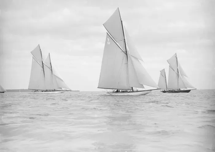 Framed Print : The Big Class yachts Valdora, The Lady Anne and Margherita starting Framed Print : The Big Class yachts Valdora, The Lady Anne and Margherita starting
