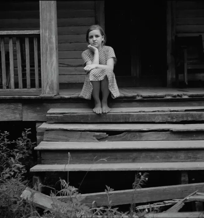 Framed Print : What was once the Big House is now occupied by a family, Greene County, Georgia, 1937. Creator: Dorothea Lange. What was once the Big House is now occupied by a family, Greene County, Georgia, 1937. Creator: Dorothea Lange