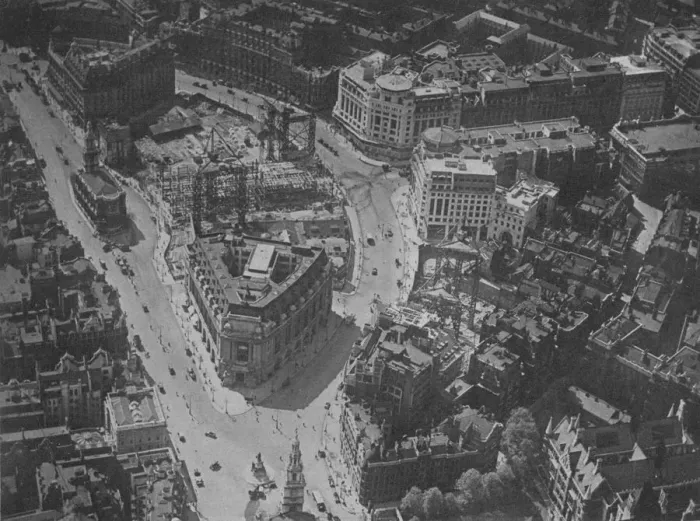 Framed Print : Bird s-eye view of the surroundings of Bush House, London, 1924 Framed Print : Bird s-eye view of the surroundings of Bush House, London, 1924