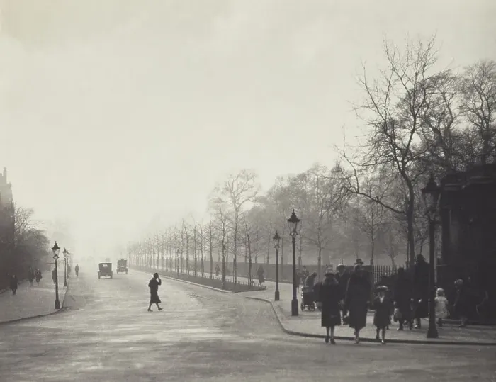 Framed Print : Birdcage walk. From the album: Photograph album - London, 1920s. Creator: Harry Moult
