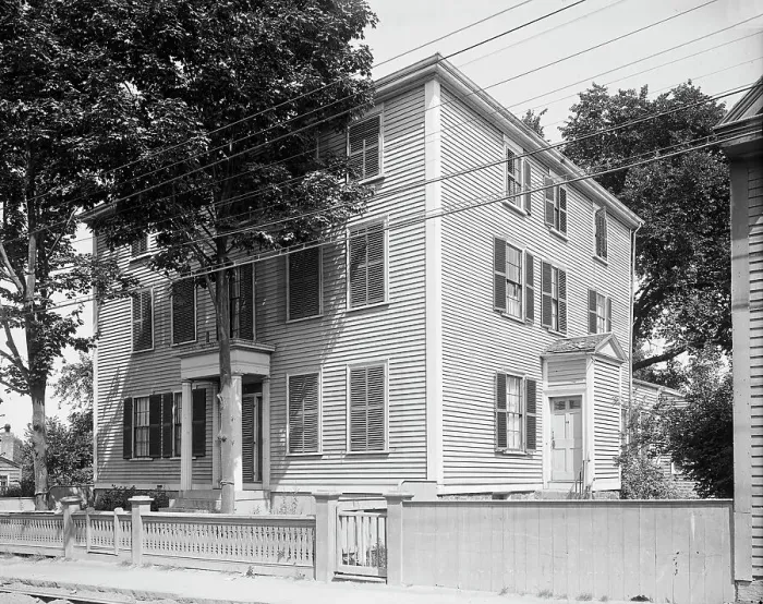 Framed Print : Birthplace of Elbridge Gerry, Marblehead, Mass. between 1900 and 1906. Creator: Unknown Framed Print : Birthplace of Elbridge Gerry, Marblehead, Mass. between 1900 and 1906. Creator: Unknown