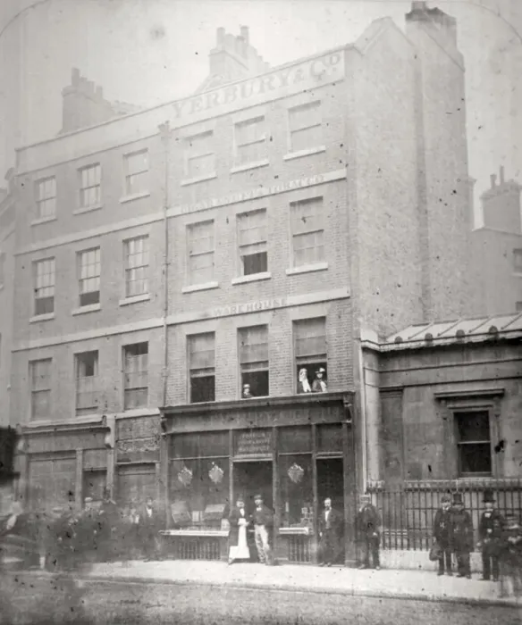 Framed Print : Bishopsgate, City of London, 1862 Framed Print : Bishopsgate, City of London, 1862