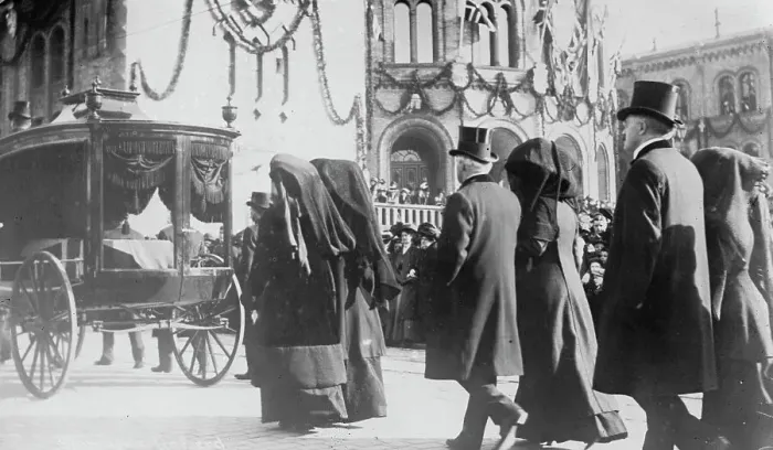 Framed Print : Bjornson family in funeral procession, 1910. Creator: Bain News Service Framed Print : Bjornson family in funeral procession, 1910. Creator: Bain News Service