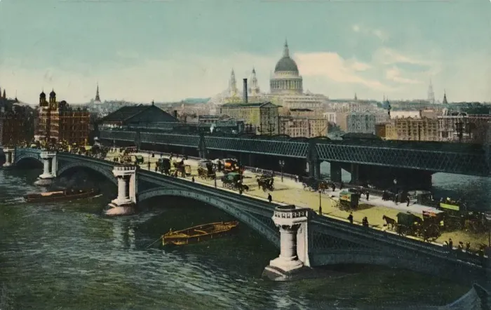 Framed Print : Blackfriars Bridge, London, 1911. Creator: Unknown Framed Print : Blackfriars Bridge, London, 1911. Creator: Unknown