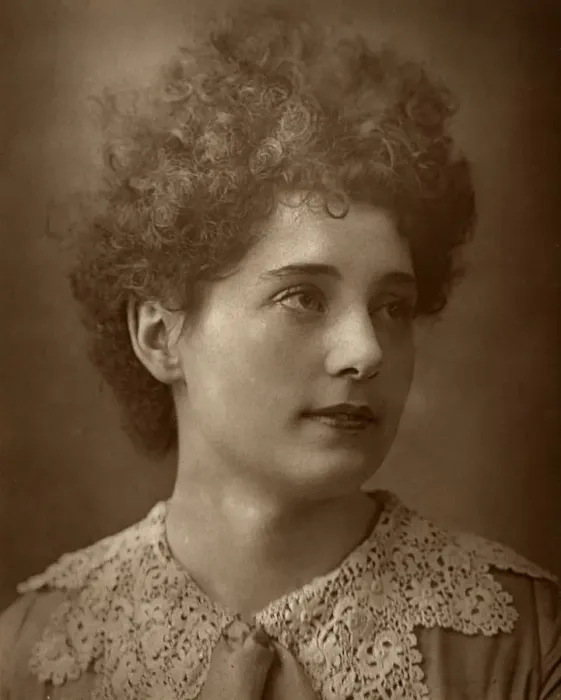 Framed Print : Blanche Horlock, British actress, 1887. Artist: Ernest Barraud Framed Print : Blanche Horlock, British actress, 1887. Artist: Ernest Barraud