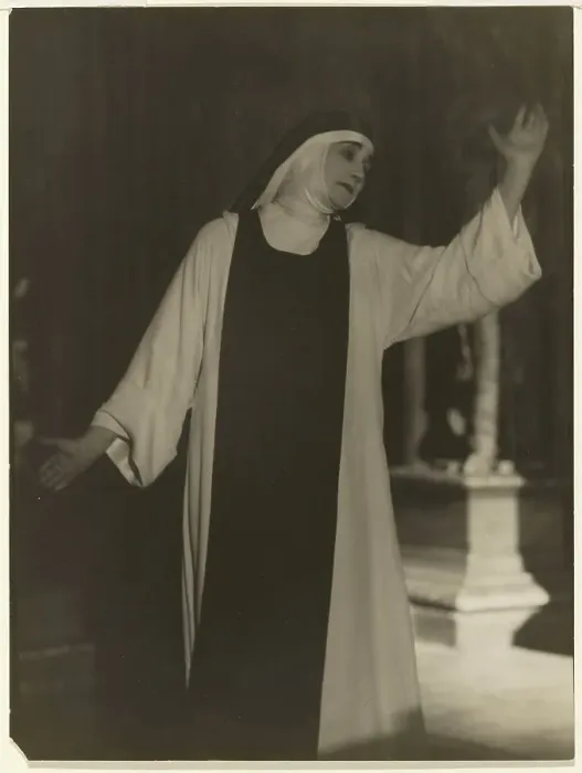 Framed Print : Blanche Walsh, about 1914. Creator: Arnold Genthe Framed Print : Blanche Walsh, about 1914. Creator: Arnold Genthe