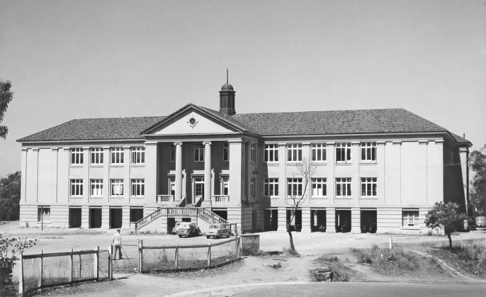 Framed Print : A Block at Kelvin Grove Teacher's College in 1953. Creator: Unknown. A Block at Kelvin Grove Teacher's College in 1953. Creator: Unknown Framed Print : A Block at Kelvin Grove Teacher's College in 1953. Creator: Unknown. A Block at Kelvin Grove Teacher's College in 1953. Creator: Unknown