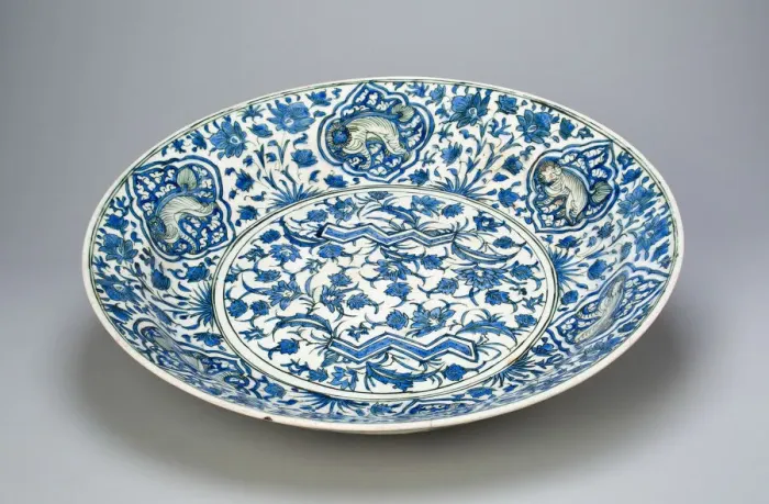 Framed Print : Blue and White Dish, Safavid dynasty (1501-1722), 17th century. Creator: Unknown Framed Print : Blue and White Dish, Safavid dynasty (1501-1722), 17th century. Creator: Unknown