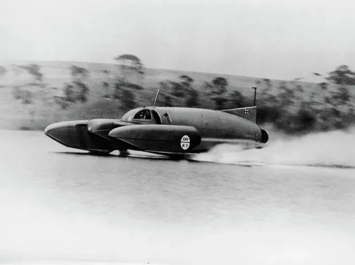 Framed Print : Bluebird K7 on Coniston Water, Cumbria, 1958 Framed Print : Bluebird K7 on Coniston Water, Cumbria, 1958