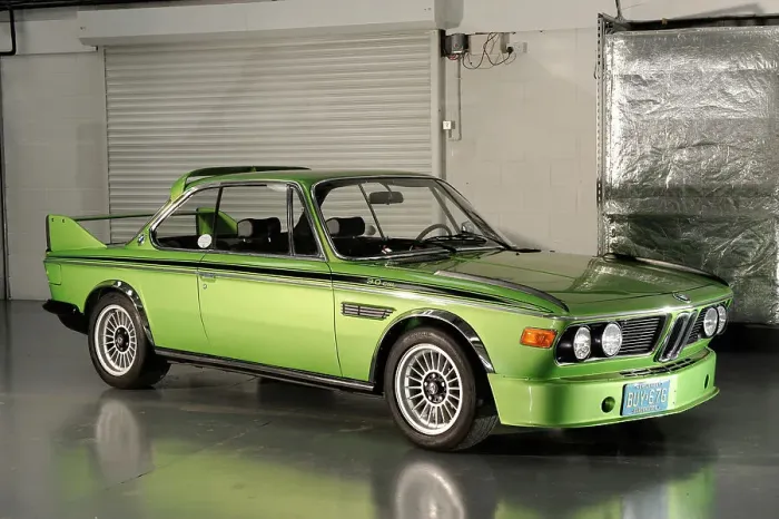 Framed Print : BMW 3.0 CSL BAT 1975. Artist: Simon Clay Framed Print : BMW 3.0 CSL BAT 1975. Artist: Simon Clay