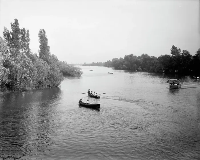 Framed Print : Boating on lagoon, Jackson Park, Chicago, Ill. between 1900 and 1910. Creator: Unknown Framed Print : Boating on lagoon, Jackson Park, Chicago, Ill. between 1900 and 1910. Creator: Unknown