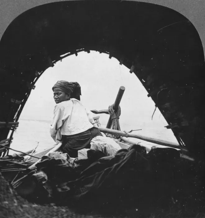 Framed Print : A boatman on the Irrawaddy River, Burma, 1908. Artist: Stereo Travel Co Framed Print : A boatman on the Irrawaddy River, Burma, 1908. Artist: Stereo Travel Co
