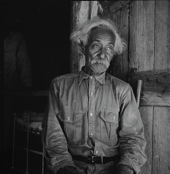 Bob Lemmons, Carrizo Springs, Texas. Born a slave about 1850, south of San Antonio, 1936. Creator: Dorothea Lange