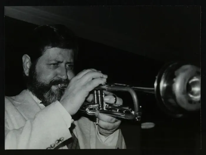 Framed Print : Bobby Shew playing his trumpet at The Bell, Codicote, Hertfordshire, 19 May 1985 Framed Print : Bobby Shew playing his trumpet at The Bell, Codicote, Hertfordshire, 19 May 1985