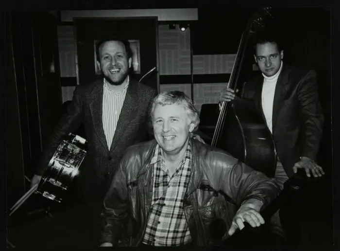 Framed Print : Bobby Worth, Brian Dee and Mario Castronari at Lansdowne Studios, Holland Par Artist Framed Print : Bobby Worth, Brian Dee and Mario Castronari at Lansdowne Studios, Holland Par Artist