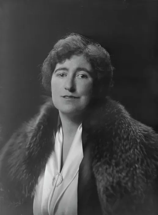 Framed Print : Boden, Mrs. portrait photograph, 1918 Dec. Creator: Arnold Genthe Framed Print : Boden, Mrs. portrait photograph, 1918 Dec. Creator: Arnold Genthe