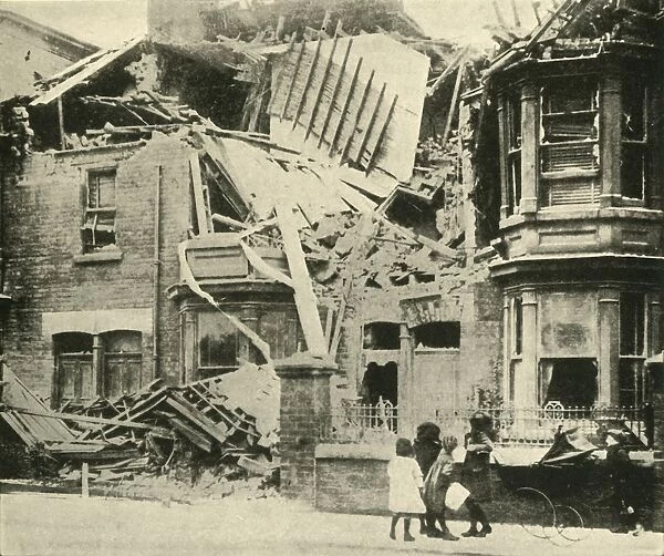 Bomb-damaged houses, Hartlepool, First World War, December 1914, (c1920). Creator: Unknown