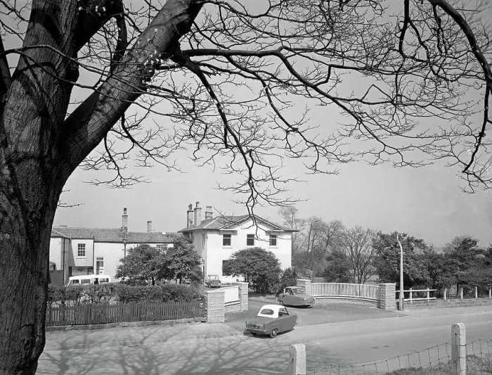 Framed Print : Two Bond disabled cars outside the CISWO paraplegic centre, Pontefract, West Yorkshire, 1960 Framed Print : Two Bond disabled cars outside the CISWO paraplegic centre, Pontefract, West Yorkshire, 1960