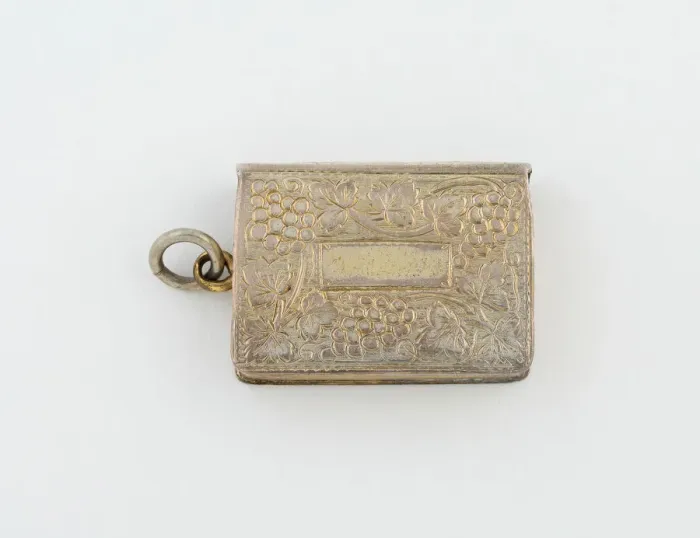 Framed Print : Book-Shaped Vinaigrette, Birmingham, c. 1818 / 19. Creator: Samuel Pemberton Framed Print : Book-Shaped Vinaigrette, Birmingham, c. 1818 / 19. Creator: Samuel Pemberton