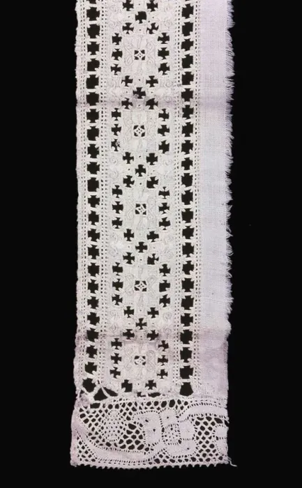 Framed Print : Border, Italy, 1575 / 1625 (straight lace: 1701 / 50). Creator: Unknown Framed Print : Border, Italy, 1575 / 1625 (straight lace: 1701 / 50). Creator: Unknown