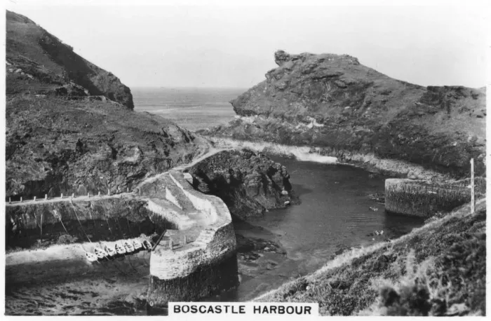 Framed Print : Boscastle Harbour, Cornwall, 1937 Framed Print : Boscastle Harbour, Cornwall, 1937