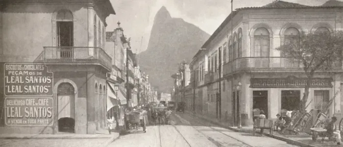 Framed Print : The Botafogo end of the fashionable Rua Sao Clemente. Corcovado in the distance, 1914 Framed Print : The Botafogo end of the fashionable Rua Sao Clemente. Corcovado in the distance, 1914
