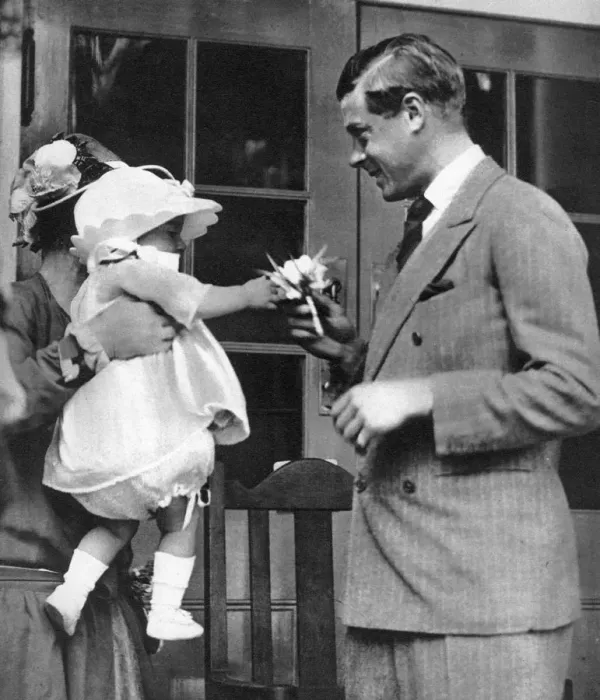 Framed Print : A bouquet for the Prince of Wales at Enham Village Centre, 1926