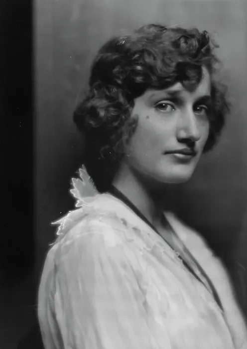 Framed Print : Bouvier, Edith Ewing, Miss (Mrs. J.V. Bonner), portrait photograph, ca. 1913. Creator: Arnold Genthe Framed Print : Bouvier, Edith Ewing, Miss (Mrs. J.V. Bonner), portrait photograph, ca. 1913. Creator: Arnold Genthe