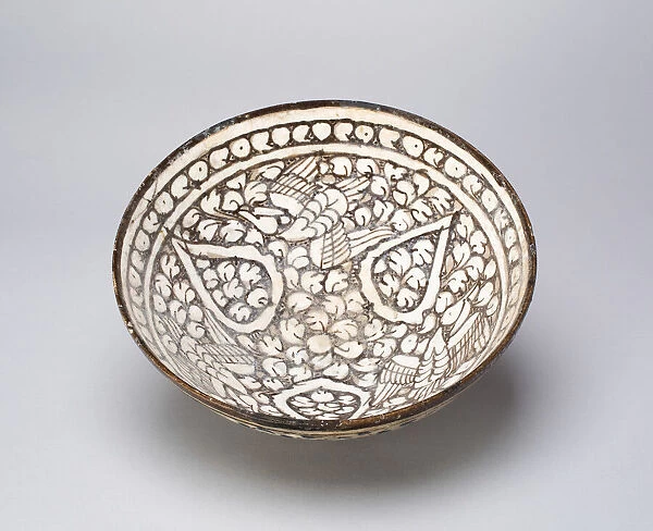 Bowl with Birds, Ilkhanid dynasty (1256-1353), late 13th  /  early 14th century