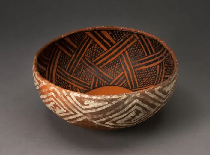 Framed Print : Bowl with Black Interlocking Lattice on Interior, and White Interlocking Squared Spirals Framed Print : Bowl with Black Interlocking Lattice on Interior, and White Interlocking Squared Spirals