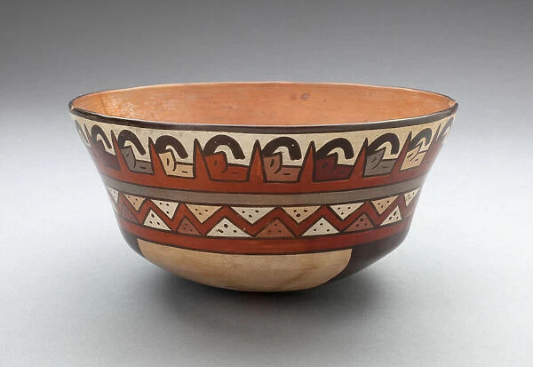 Bowl Depicting Rows Containing Repeated Geometric Motifs, 180 B. C.  /  A. D. 500