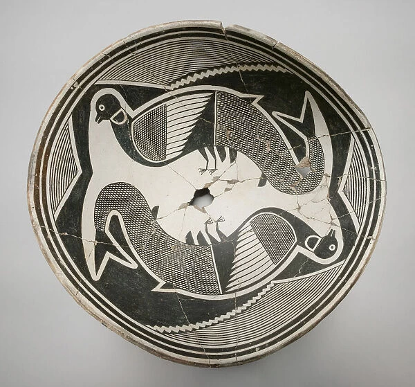 Bowl with a Pair of Avian-Fish Composite Creatures, 1000  /  1130. Creator: Unknown
