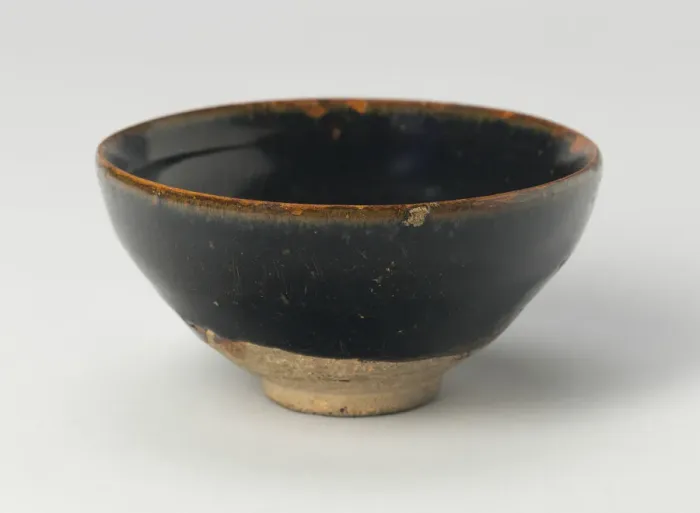 Framed Print : Bowl with Striated Petals, Song (960-1279) or Jin dynasty (1115-1234), c Framed Print : Bowl with Striated Petals, Song (960-1279) or Jin dynasty (1115-1234), c