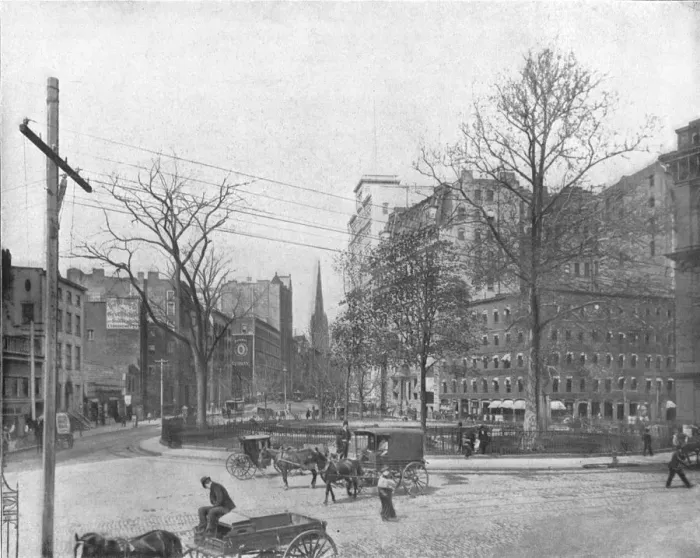 Framed Print : Bowling Green, New York, USA, c1900. Creator: Unknown Framed Print : Bowling Green, New York, USA, c1900. Creator: Unknown