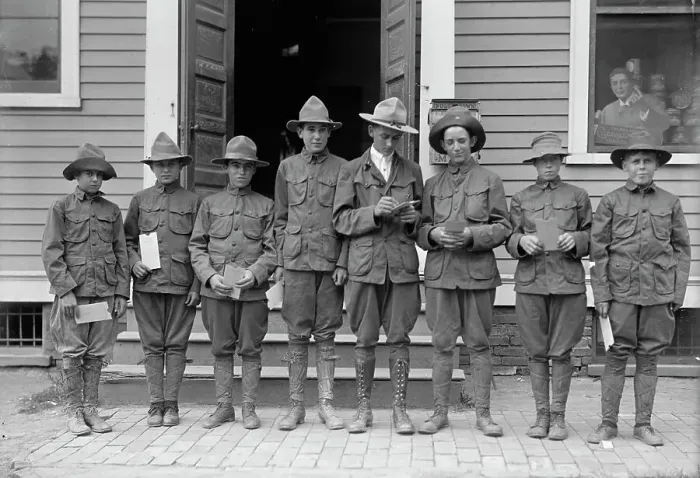 Framed Print : Boy Scouts, 1913. Creator: Harris & Ewing. Boy Scouts, 1913. Creator: Harris & Ewing Framed Print : Boy Scouts, 1913. Creator: Harris & Ewing. Boy Scouts, 1913. Creator: Harris & Ewing