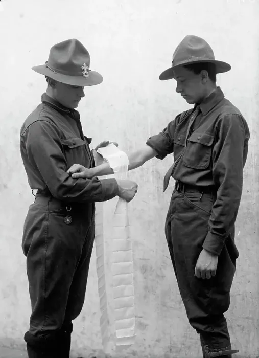 Framed Print : Boy Scouts Training Demonstration, 1912. Creator: Harris & Ewing. Boy Scouts Training Demonstration, 1912. Creator: Harris & Ewing Framed Print : Boy Scouts Training Demonstration, 1912. Creator: Harris & Ewing. Boy Scouts Training Demonstration, 1912. Creator: Harris & Ewing