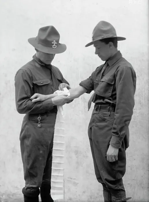 Framed Print : Boy Scouts Training Demonstration, 1912. Creator: Harris & Ewing. Boy Scouts Training Demonstration, 1912. Creator: Harris & Ewing Framed Print : Boy Scouts Training Demonstration, 1912. Creator: Harris & Ewing. Boy Scouts Training Demonstration, 1912. Creator: Harris & Ewing