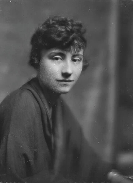 Boyce, M. Miss, portrait photograph, 1917 Feb. 17. Creator: Arnold Genthe