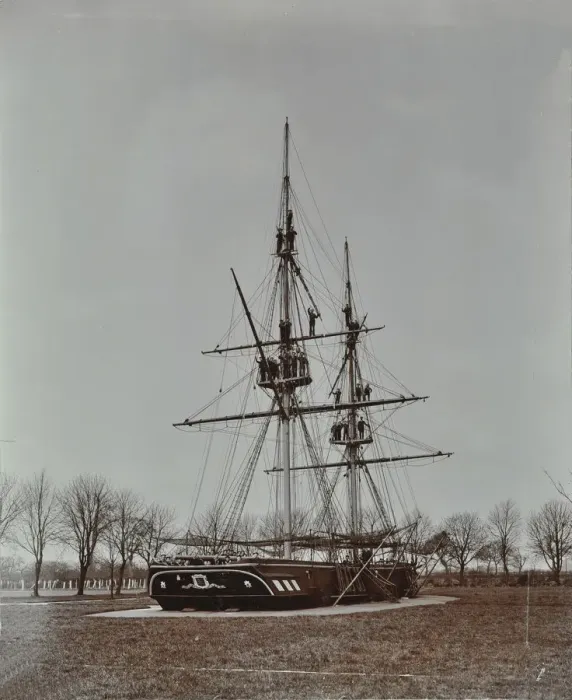 Framed Print : Boys performing seamanship display, Feltham Industrial School, London, 1908 Framed Print : Boys performing seamanship display, Feltham Industrial School, London, 1908