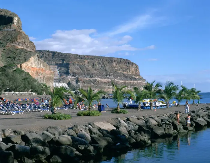 Framed Print : Breakwater, Puerto de Mogan, Gran Canaria, Canary Islands Framed Print : Breakwater, Puerto de Mogan, Gran Canaria, Canary Islands
